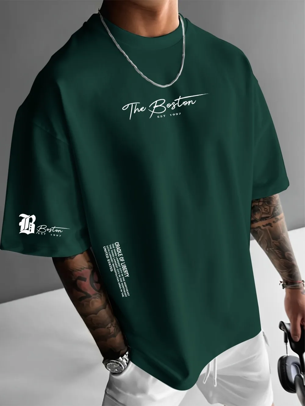 The latest luxurious men's bra - đánh giá và giá Streetwear Brand Tees