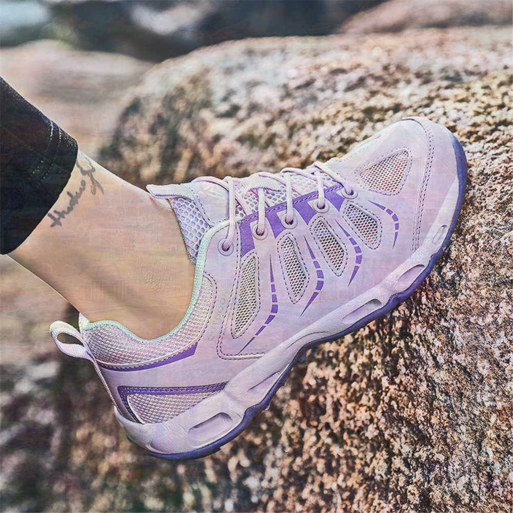 Sumer Round Tip Silver Sneaker - đánh giá và giá Streetwear Brand Trends