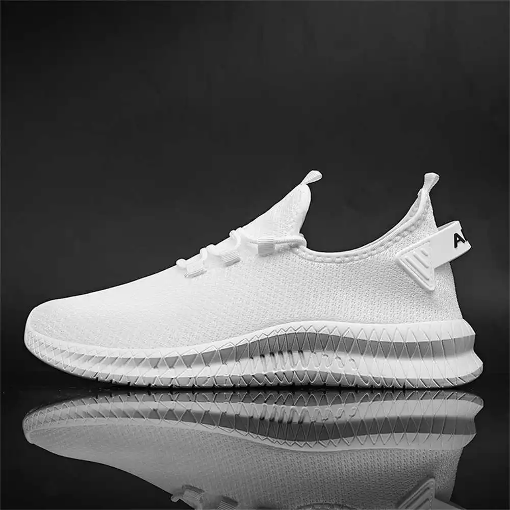 Demi-season Mesh Tenni Man Run - đánh giá và giá Streetwear Brand Trends